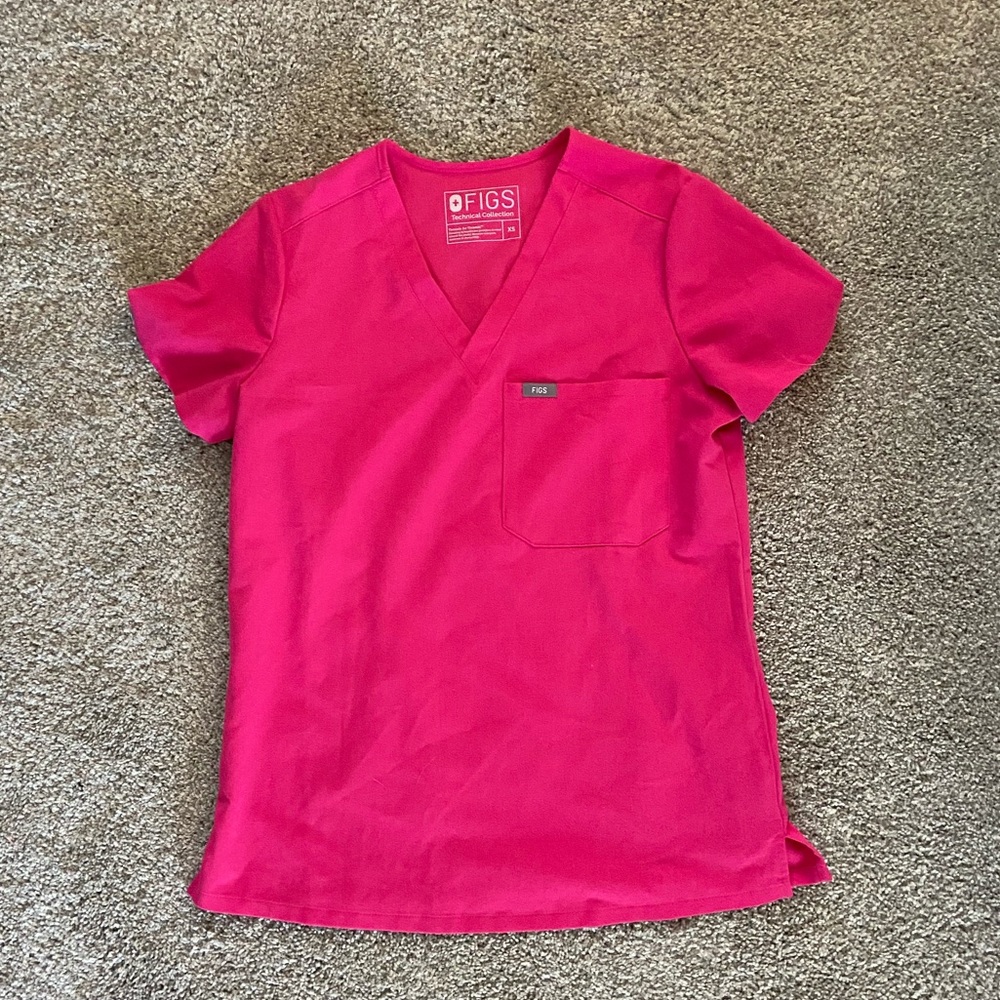 Figs Pink scrub top